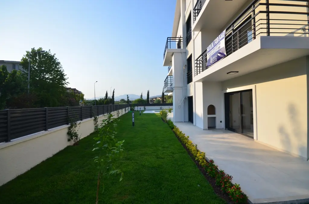 Homes in Calis